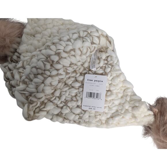 Free People Snow Castle Trapper Pom Hat Ivory - Picture 3 of 10